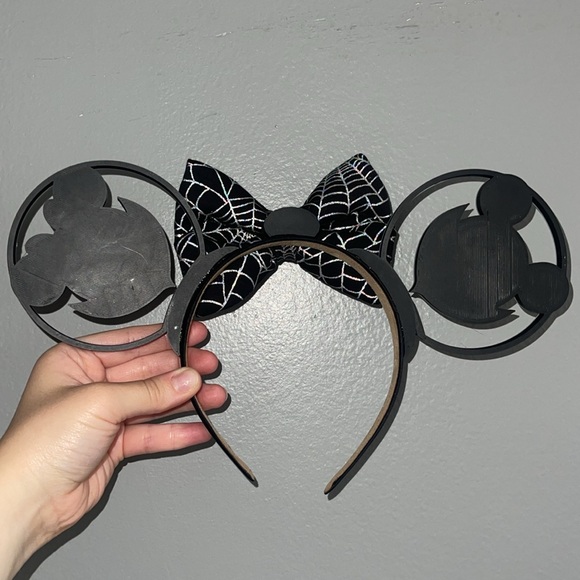 Disney Minnie and Mickey custom Spooky Vampire Halloween Ears Disneyland - Picture 4 of 9